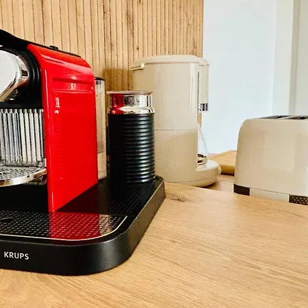 L'armada, Proche Gare, Lr139 La Rochelle (Charente-Maritime)