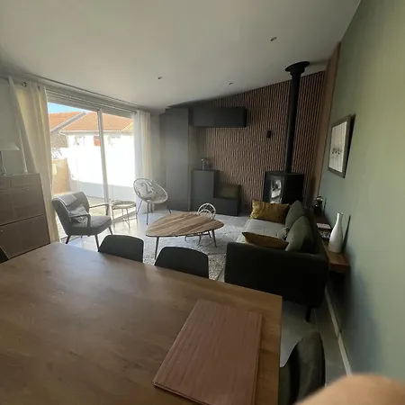 L'armada, Proche Gare, Lr139