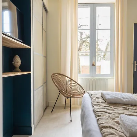 L'armada, Proche Gare, Lr139