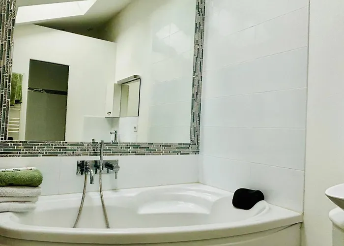 Tatil Evi L'armada, Proche Gare, Lr139 La Rochelle (Charente-Maritime)