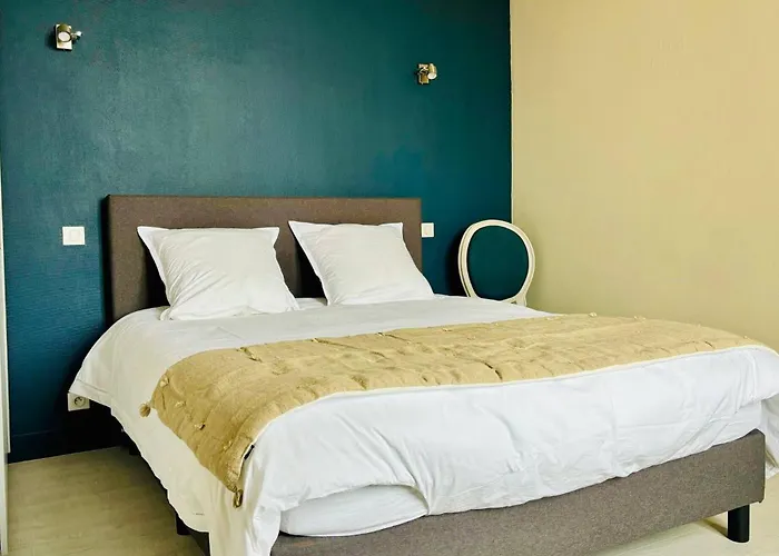 L'armada, Proche Gare, Lr139 *