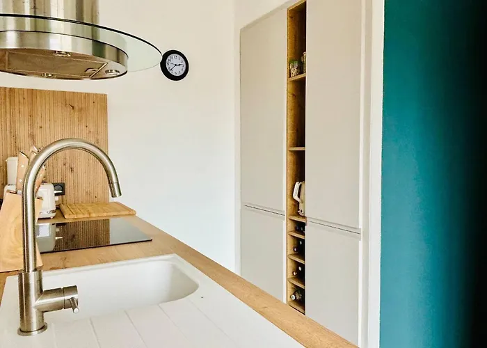 L'armada, Proche Gare, Lr139 *