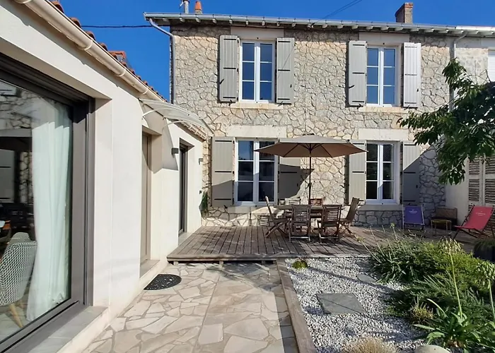 Tatil Evi L'armada, Proche Gare, Lr139